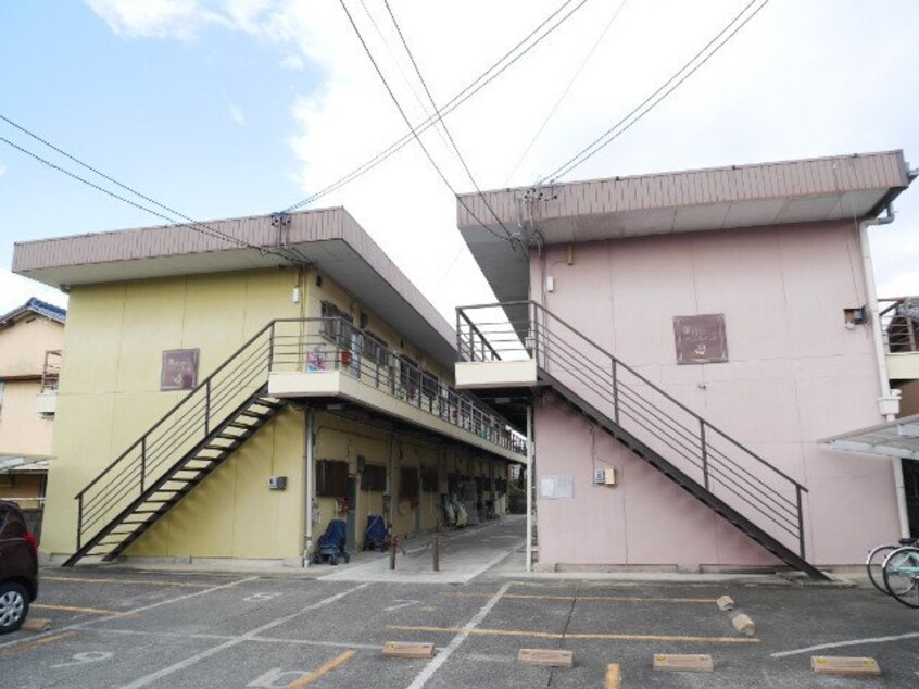  葉月アパートメントB棟