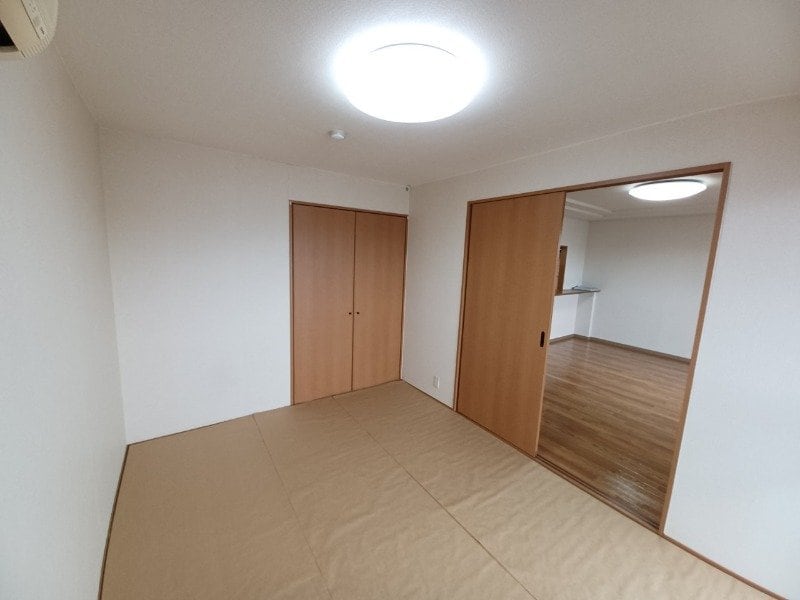  プロミネント伊勢中川Ⅱ