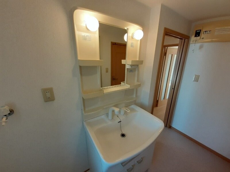 同型参考写真 レーヴ・パルティール　Ａ棟