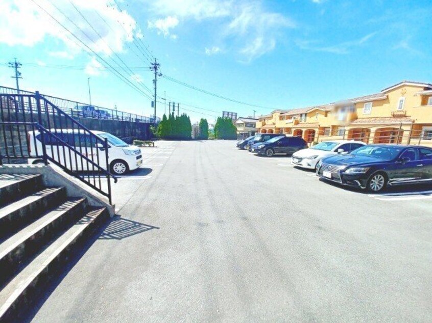  ヴェル　スクエア　Ｂ