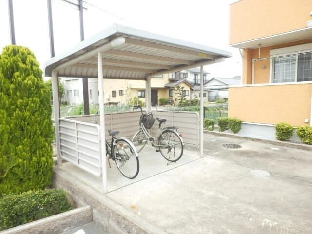  ヴェル　スクエア　Ｂ