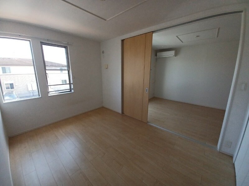 同型反転タイプのお写真です エスポワ　ドゥ　サントゥール