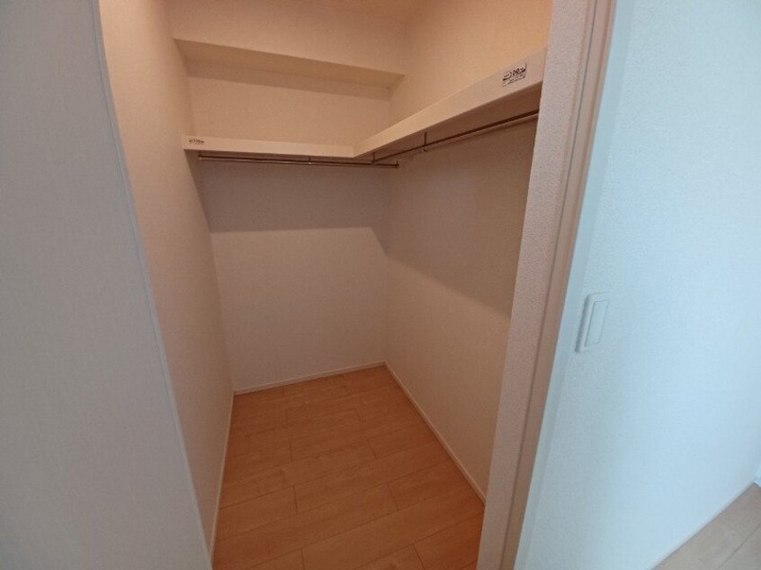 同型反転タイプのお写真です エスポワ　ドゥ　サントゥール