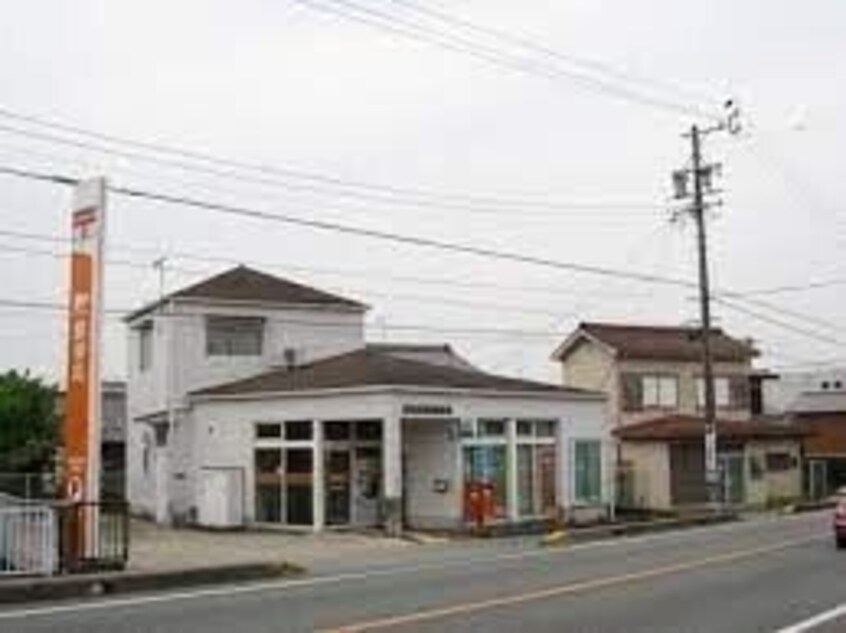 松阪駅部田郵便局(郵便局)まで987m Ｃａｒｔｉｅｒ