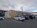 セブンイレブン松阪中道町店(コンビニ)まで510m エバー　プレイスＡ