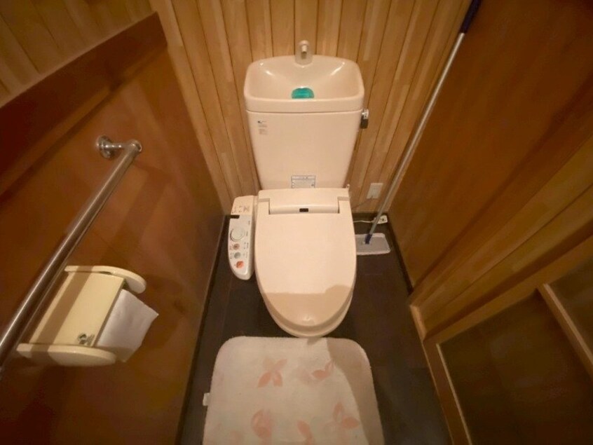  鎌田町貸家