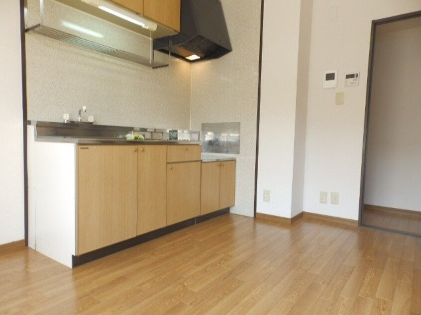 同建物反転タイプの写真です Ｓｕｒｐｌｕｓ　Ｔｗｏ　ＭＵＲＡＴＡ　Ａ