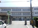 松阪市立第四小学校(小学校)まで767m 石津ハイツ