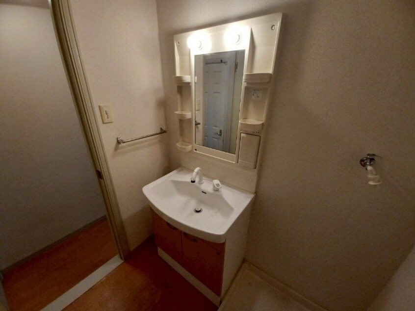  ラピュタ参番館