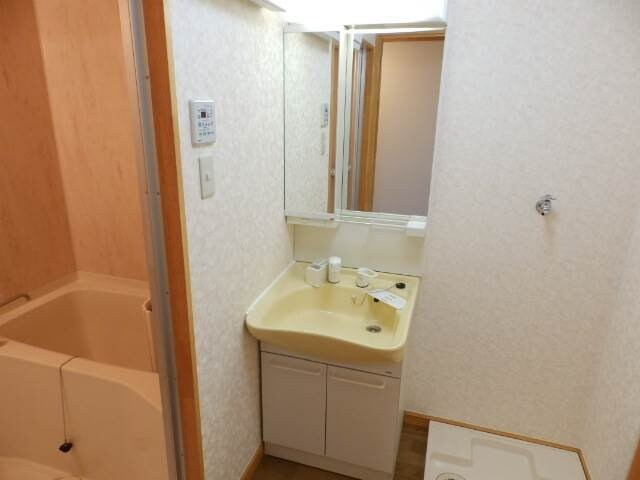 人気の独立洗面台 中川ファーストマンションⅥ