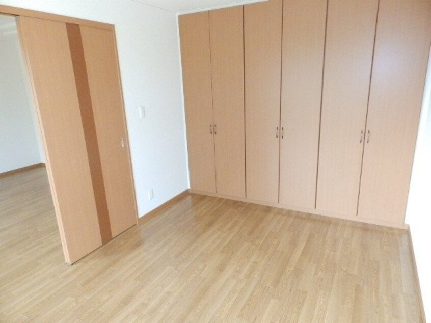 同型参考写真 エバー　プレイスＡ