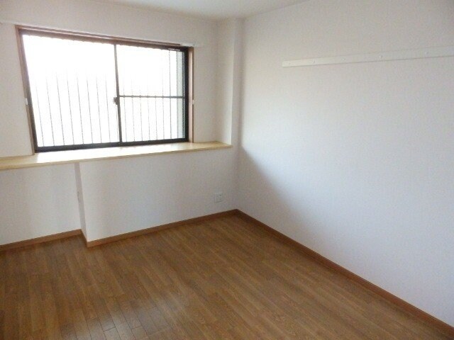 同型参考写真 エバー　プレイスＡ