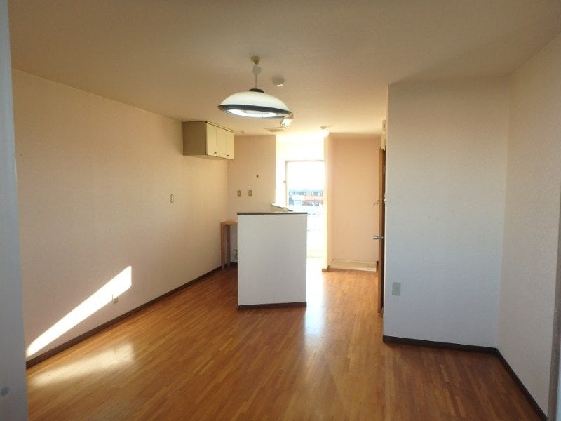 同建物の別部屋写真です カプレーナ松阪