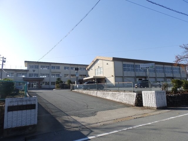 松阪市立第五小学校(小学校)まで600m ハイツチャーム