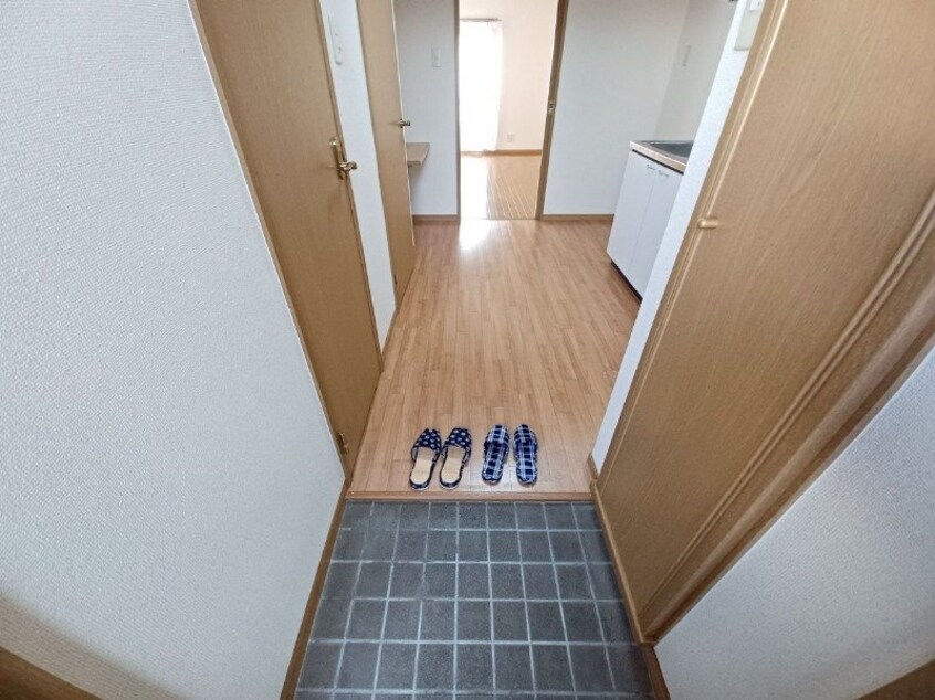 その他共有部分-玄関は靴箱付き ヴェルドミール