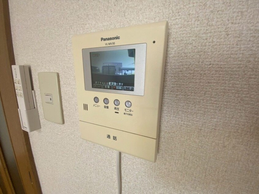 安心のＴＶインターホン付き ヴェルドミール