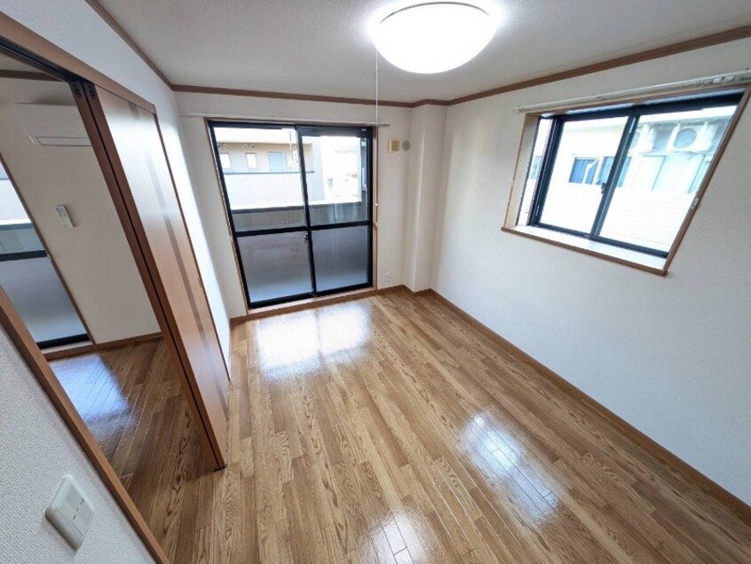 同型参考写真 クローバー・グリーンⅡ