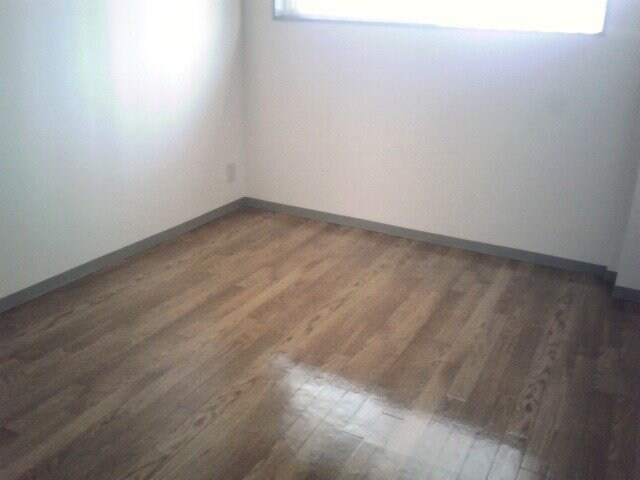  クリスタルガーデンエミナース