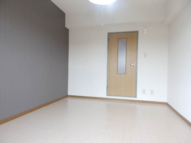 同物件別部屋のお写真です。 ロイヤルリング