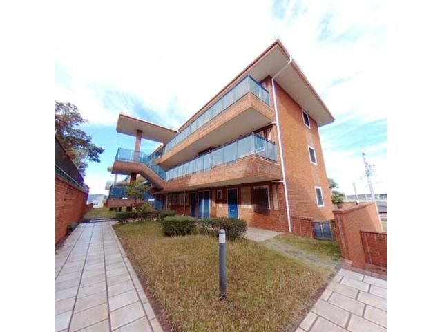  ARTE COUR(アルテクール)