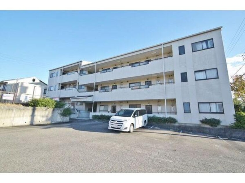  レジデンス香久山