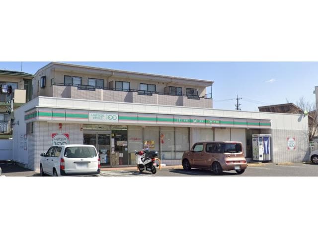 ローソンストア100杁ヶ池公園店(コンビニ)まで154m レイクサイドヴィラ