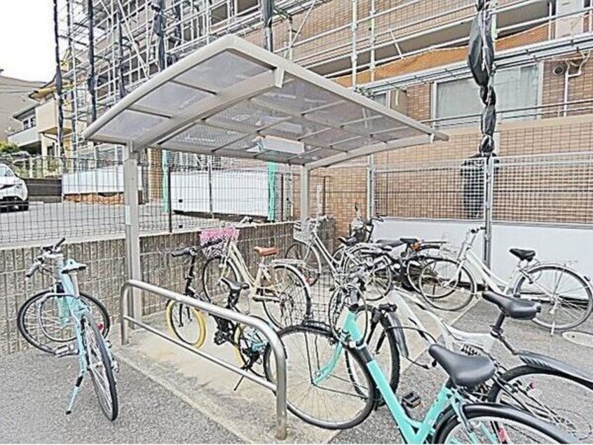  愛知高速交通東部丘陵線<リニモ>/長久手古戦場駅 徒歩33分 1階 築21年