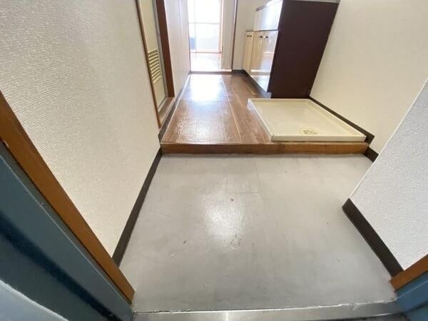  愛知高速交通東部丘陵線<リニモ>/芸大通駅 徒歩18分 3階 築35年