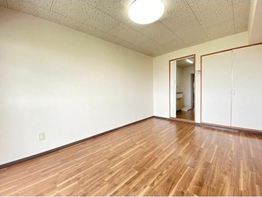  愛知高速交通東部丘陵線<リニモ>/芸大通駅 徒歩18分 5階 築34年