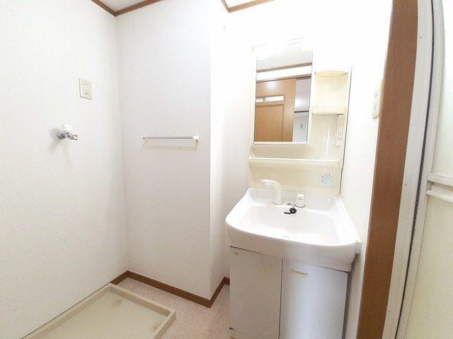  名古屋市営地下鉄東山線/上社駅 徒歩16分 4階 築23年