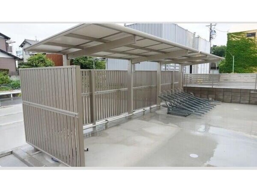  愛知高速交通東部丘陵線<リニモ>/杁ケ池公園駅 徒歩20分 2階 築6年