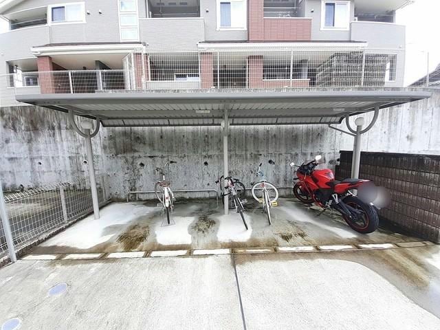  名古屋市営地下鉄東山線/星ヶ丘駅 バス17分高針下車:停歩7分 2階 築6年