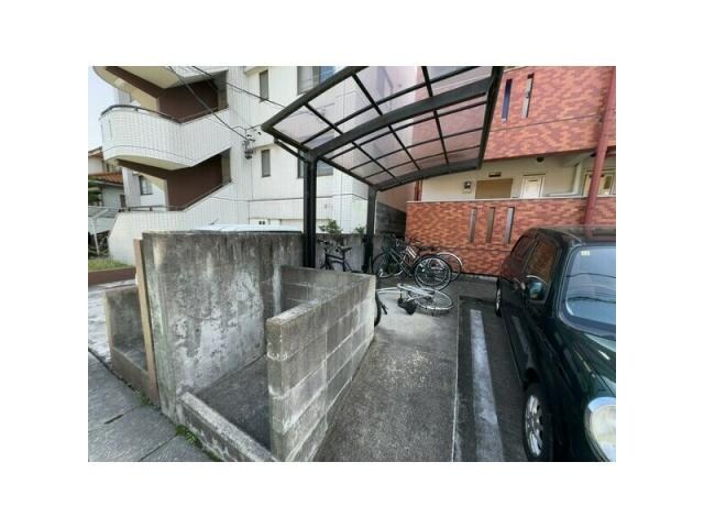  名古屋市営地下鉄東山線/藤が丘駅 徒歩11分 1階 築41年