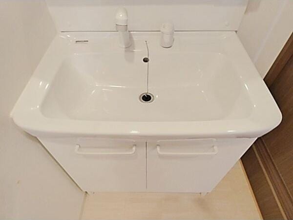  名古屋市営地下鉄鶴舞線/平針駅 徒歩39分 2階 築11年