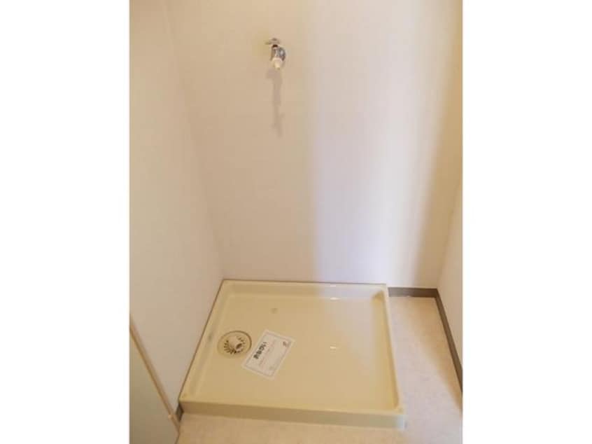  ファミール渡辺