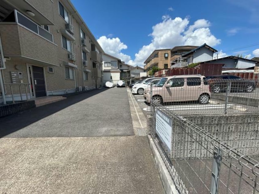  名古屋市営地下鉄東山線/一社駅 徒歩19分 2-3階 築17年