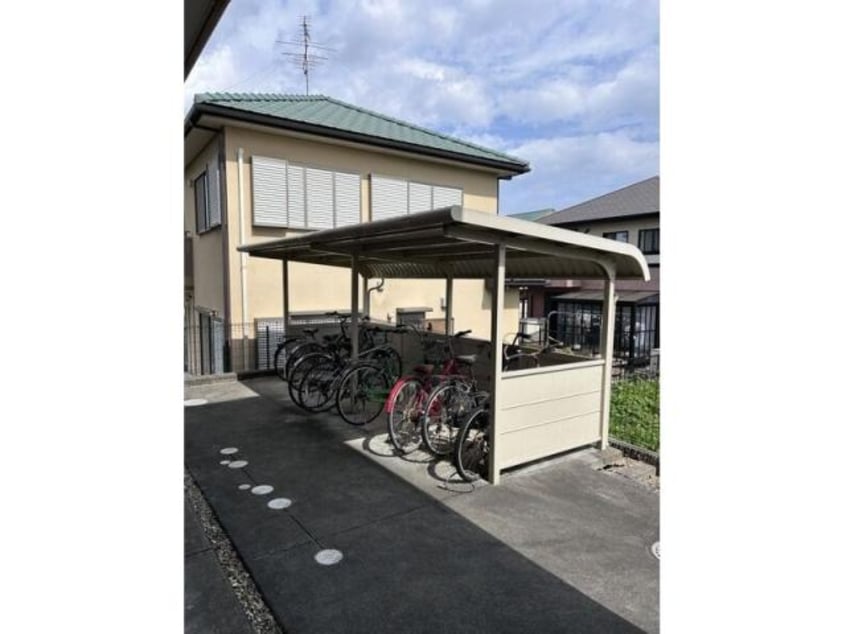  名古屋市営地下鉄鶴舞線/赤池駅 徒歩24分 1階 築20年