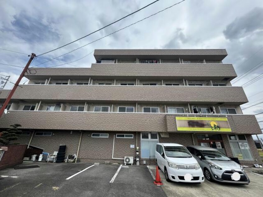  名古屋市営地下鉄東山線/星ヶ丘駅 バス15分「名鉄バス 神明」停下車:停歩2分 3階 築24年