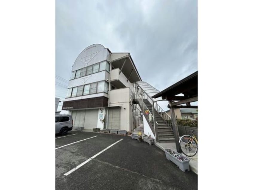 名古屋市営地下鉄東山線/星ヶ丘駅 バス26分市役所下車:停歩3分 3階 築32年