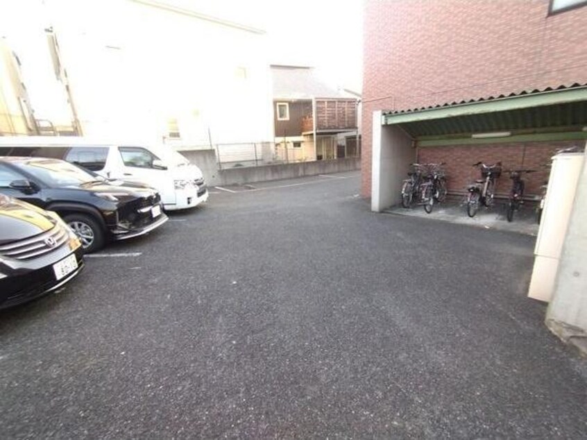  愛知高速交通東部丘陵線<リニモ>/杁ケ池公園駅 徒歩32分 4階 築25年