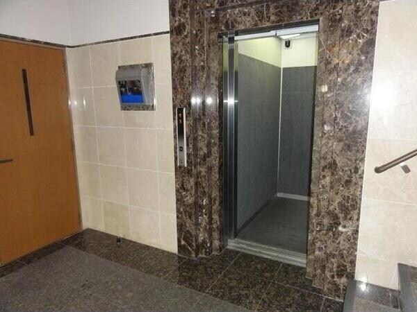  名古屋市営地下鉄東山線/上社駅 徒歩8分 6階 築18年