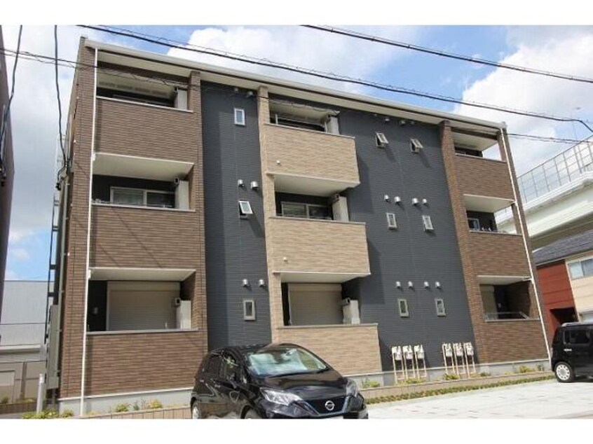 名古屋市営地下鉄東山線/星ヶ丘駅 バス11分牧の原下車:停歩3分 3階 築8年