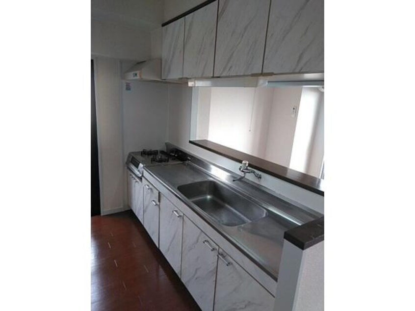  名古屋市営地下鉄東山線/上社駅 バス7分名古屋市営バス 上社西下車:停歩4分 5階 築32年