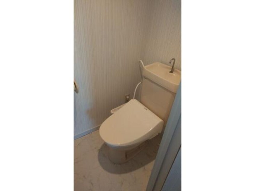  名古屋市営地下鉄東山線/上社駅 バス7分名古屋市営バス 上社西下車:停歩4分 5階 築32年