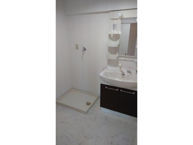  名古屋市営地下鉄東山線/上社駅 バス7分名古屋市営バス 上社西下車:停歩4分 5階 築32年