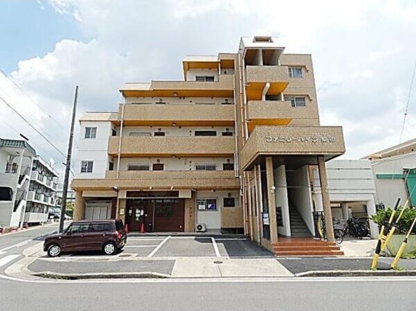 名古屋市営地下鉄東山線/星ヶ丘駅 徒歩27分 3階 築41年