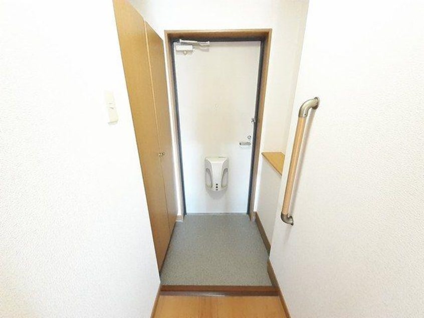  名古屋市営地下鉄東山線/星ヶ丘駅 バス9分西山本通三丁目下車:停歩1分 3階 築21年