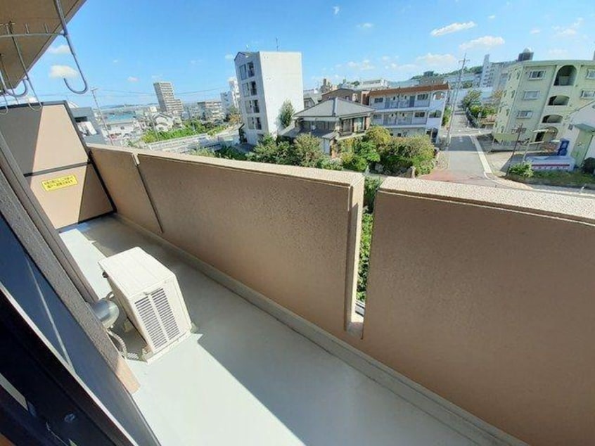  名古屋市営地下鉄東山線/星ヶ丘駅 バス9分西山本通三丁目下車:停歩1分 3階 築21年