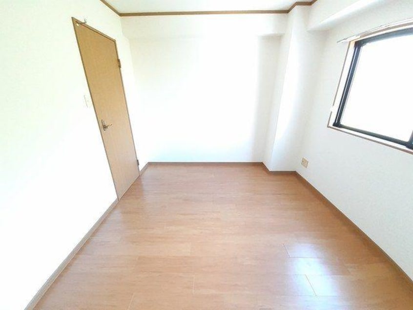  名古屋市営地下鉄東山線/星ヶ丘駅 バス9分西山本通三丁目下車:停歩1分 3階 築21年