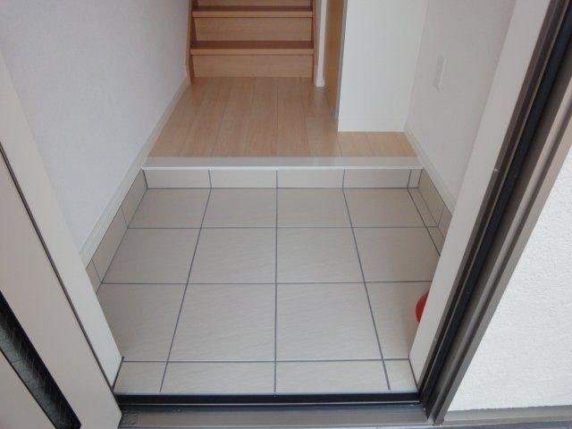  名鉄豊田線/赤池駅 バス24分「白山停」下車:停歩6分 1-2階 築11年